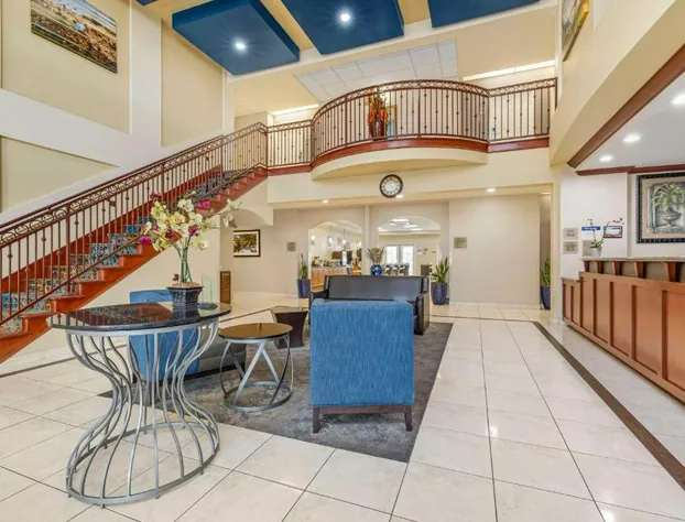 Best Western Plus Lake Elsinore Inn & Suites hotel detail image 2