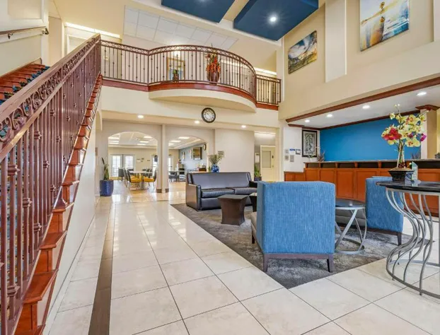 Best Western Plus Lake Elsinore Inn & Suites hotel detail image 3