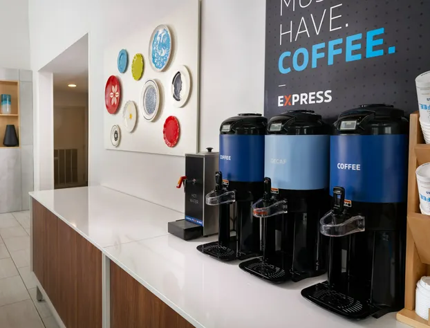 Holiday Inn Express & Suites Olive Branch by IHG hotel detail image 3