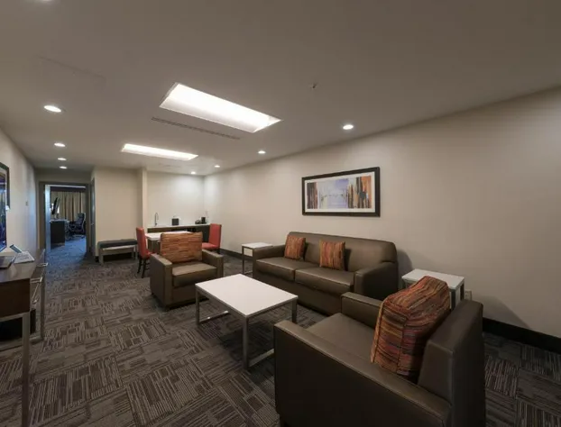 Holiday Inn Milwaukee Brookfield by IHG hotel detail image 2