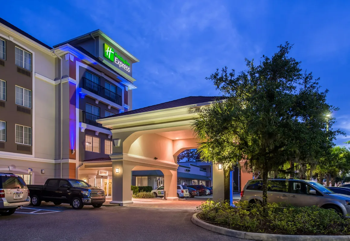 Holiday Inn Express Tampa N I-75 - University Area by IHG hotel hero