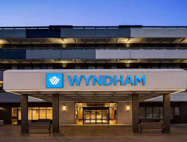 Wyndham Edmonton Hotel and Conference Centre hotel detail image 1
