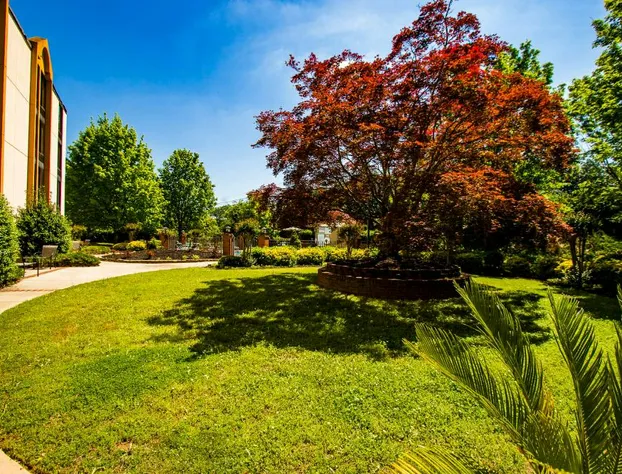 Ramada by Wyndham Gainesville hotel detail image 2