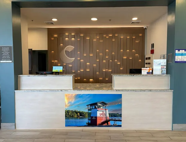 Comfort Inn & Suites hotel detail image 2