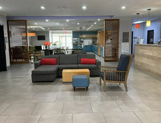 Country Inn & Suites by Radisson, Austin North (Pflugerville), TX hotel detail image 4