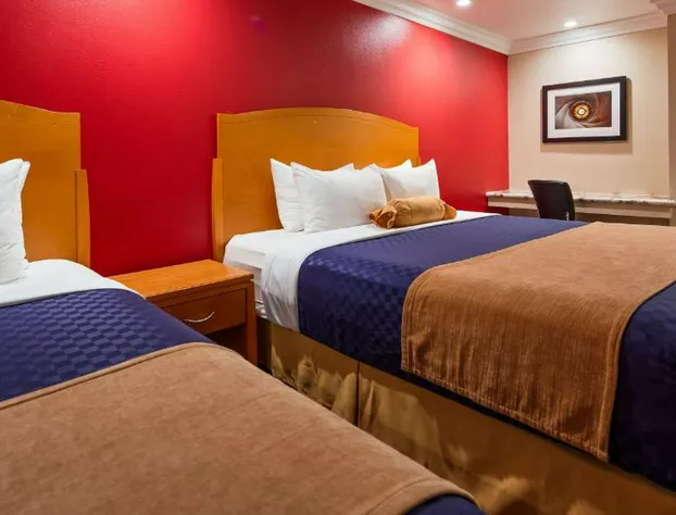 Best Western Plus Anaheim Orange County Hotel hotel detail image 3