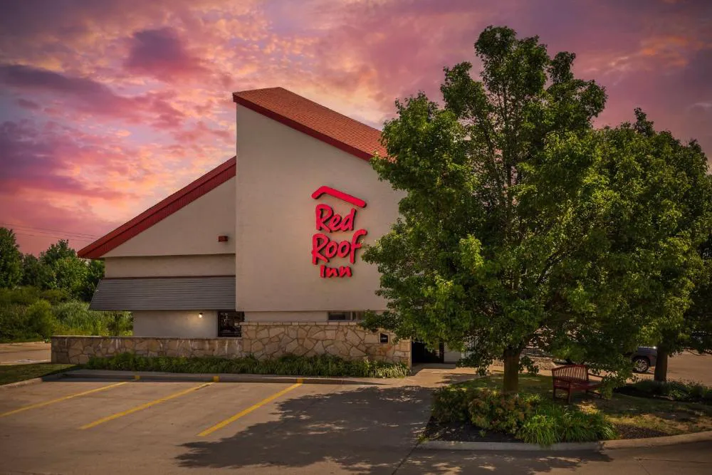 Red Roof Inn Erie – I-90 hotel hero