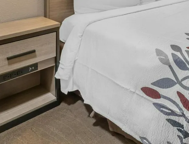 Red Roof Inn Erie – I-90 hotel detail image 4