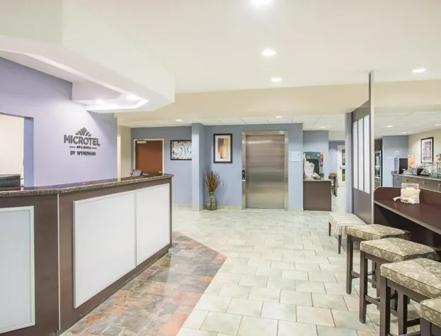 Microtel Inn & Suites by Wyndham Geneva hotel detail image 3