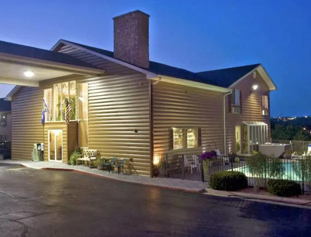 Scenic Hills Inn hotel detail image 1