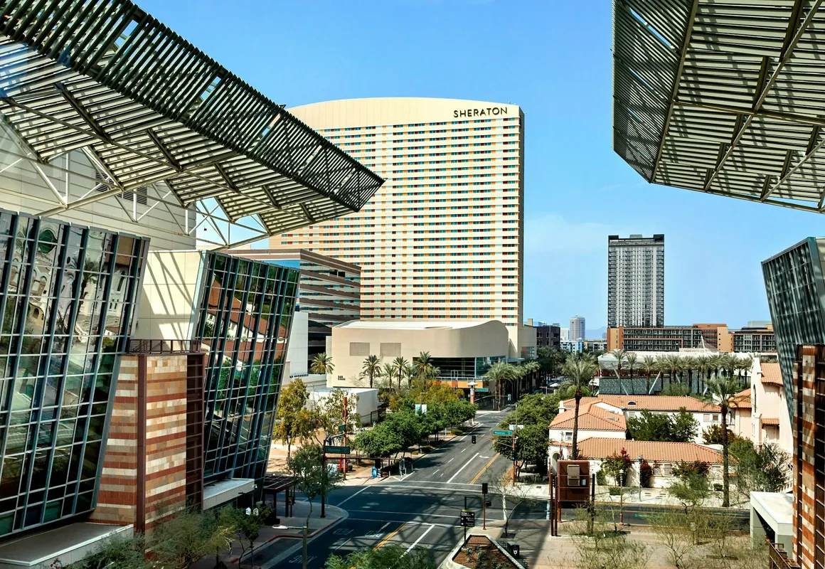 Sheraton Phoenix Downtown hotel hero
