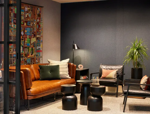 Sheraton Phoenix Downtown hotel detail image 1