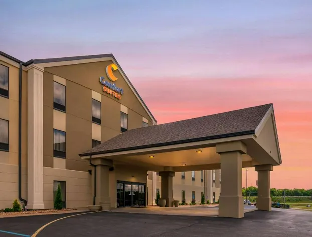 Comfort Suites Jefferson City hotel detail image 2