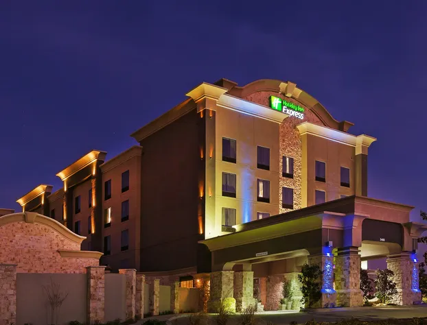 Holiday Inn Express Frisco Legacy Park Area by IHG hotel detail image 1