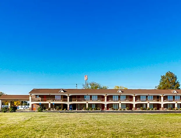Red Roof Inn Vincennes hotel detail image 2