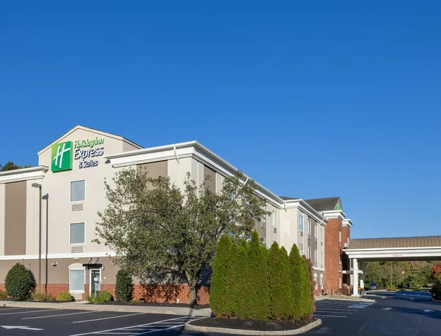 Holiday Inn Express and Suites Vineland Millville by IHG hotel detail image 3
