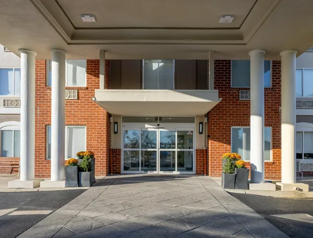 Holiday Inn Express and Suites Vineland Millville by IHG hotel detail image 4