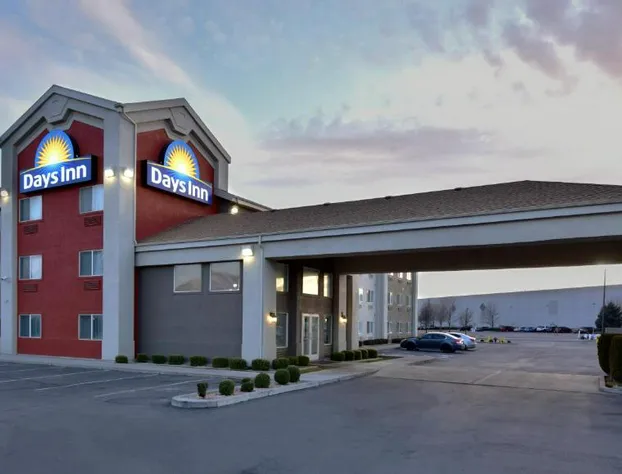 Days Inn by Wyndham Springville hotel detail image 1