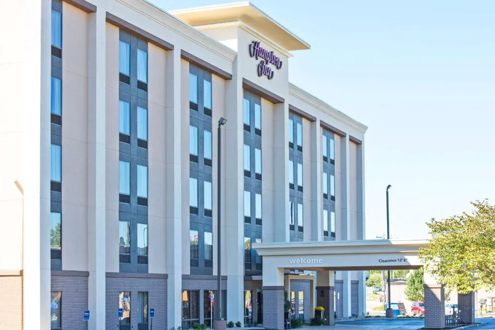 Hampton Inn Huntington/Barboursville hotel hero