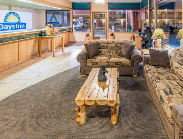 Days Inn by Wyndham Black Bear hotel detail image 2