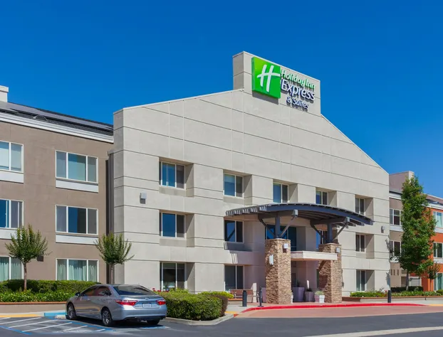 Holiday Inn Express & Suites Elk Grove West I-5 by IHG hotel detail image 1
