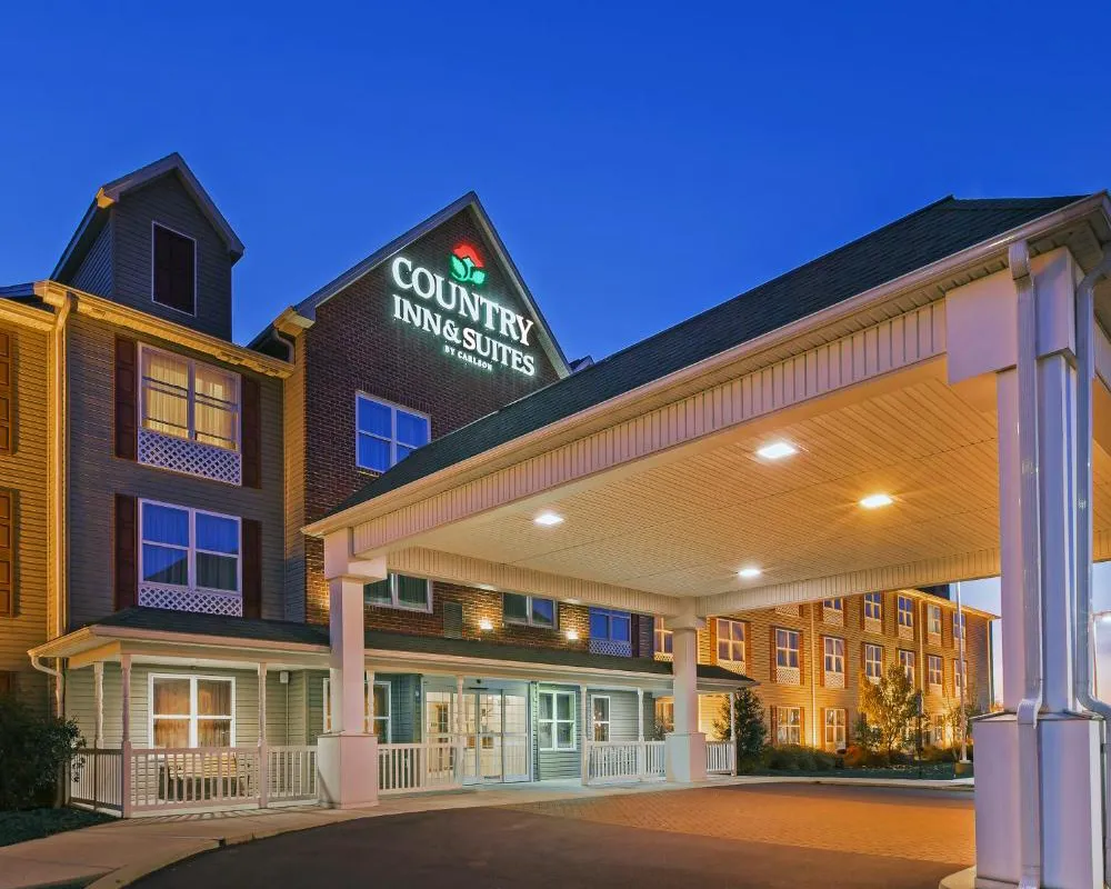 Country Inn & Suites by Radisson, Chambersburg, PA hotel hero