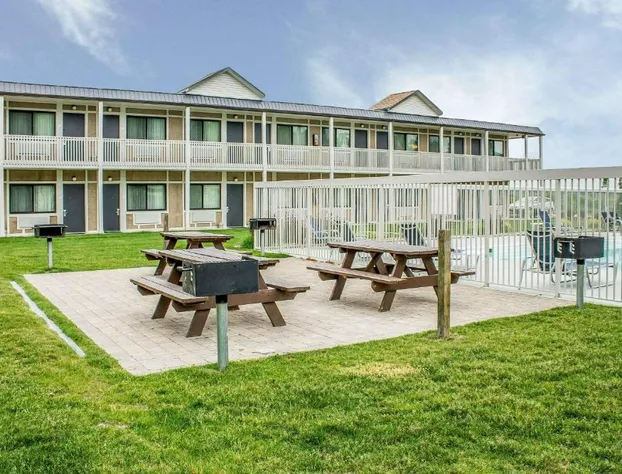 Quality Inn Cambridge hotel detail image 1