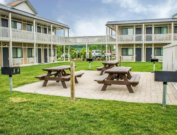 Quality Inn Cambridge hotel detail image 2