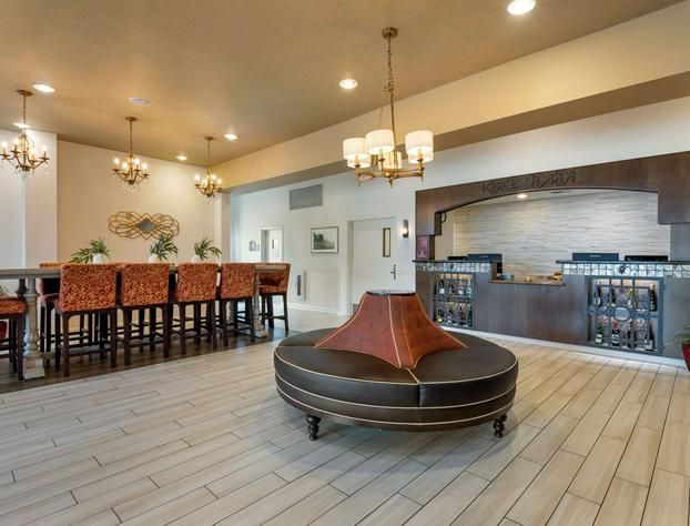Best Western Plus Vineyard Inn & Suites hotel detail image 3