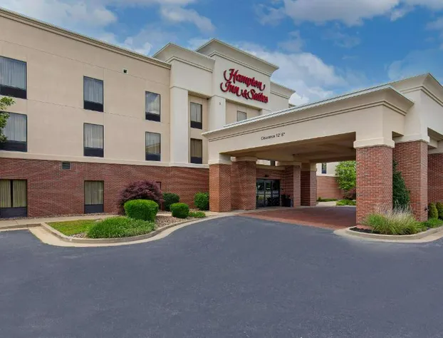 Hampton Inn & Suites Madisonville hotel detail image 2