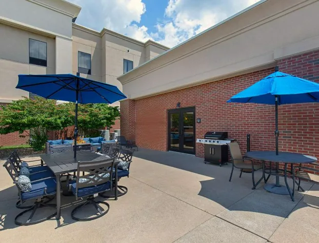 Hampton Inn & Suites Madisonville hotel detail image 3
