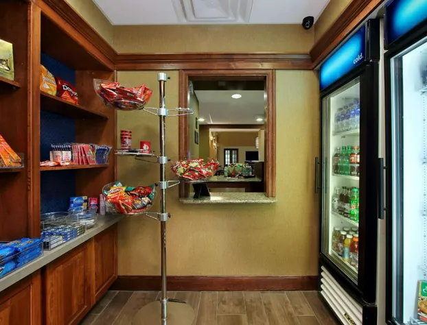 Hampton Inn & Suites Madisonville hotel detail image 4