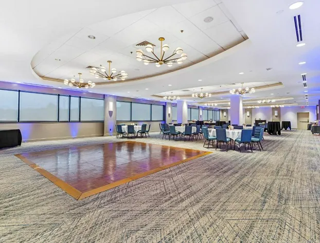 Four Points by Sheraton Boston Newton hotel detail image 3