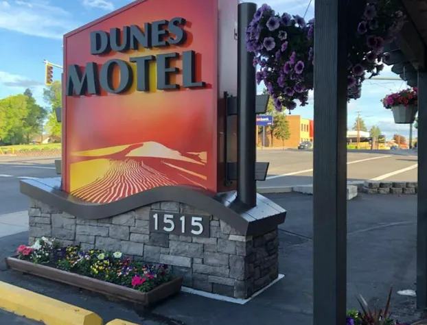 Dunes Motel hotel detail image 4