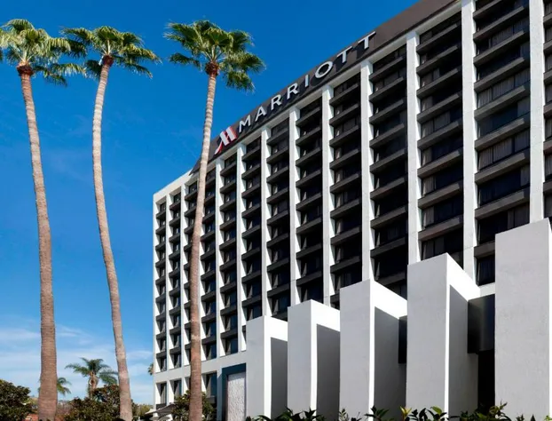 Beverly Hills Marriott hotel detail image 2