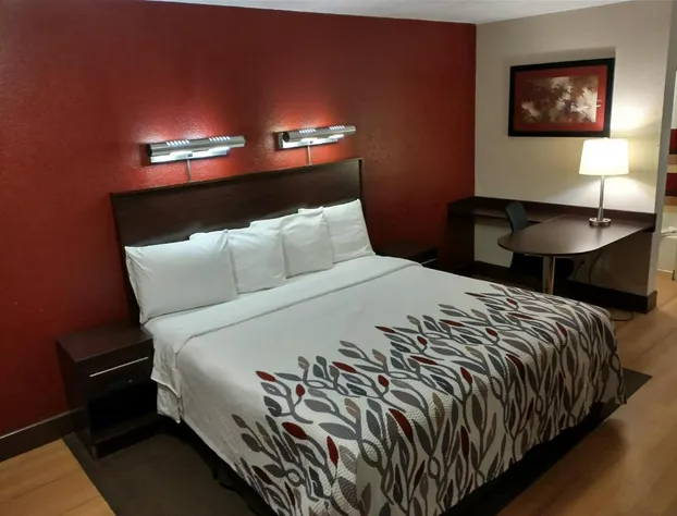 Red Roof Inn Santa Ana hotel detail image 4