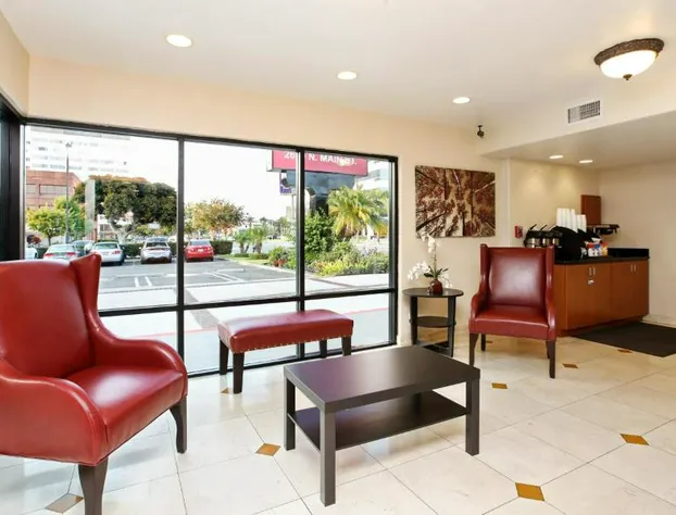 Red Roof Inn Santa Ana hotel detail image 3