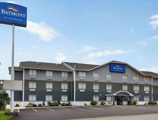 Baymont by Wyndham Cedar Rapids hotel detail image 1