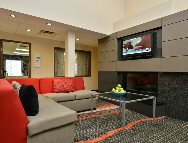 Holiday Inn Express Boston - Milford by IHG hotel detail image 2