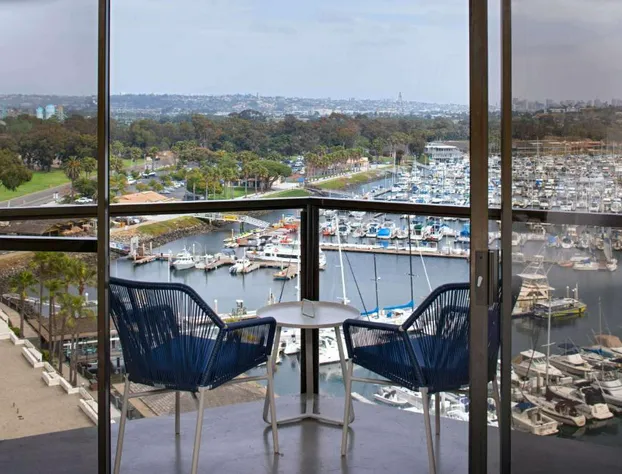 Hyatt Regency Mission Bay Spa and Marina hotel detail image 4