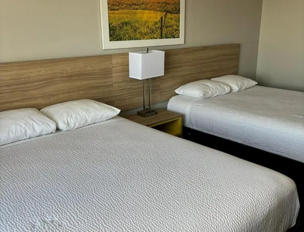 Days Inn by Wyndham West Branch Iowa City Area hotel detail image 4