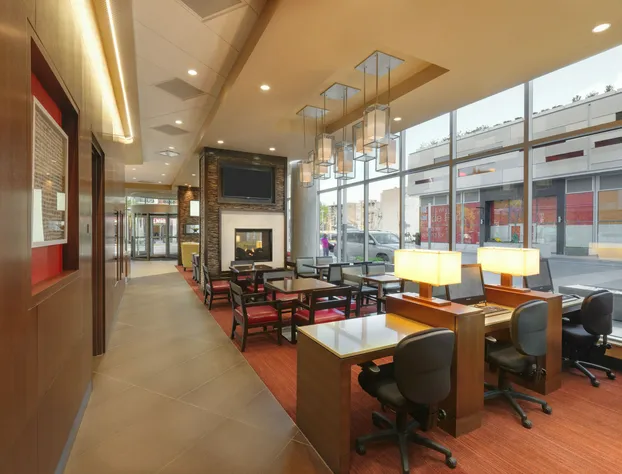 Hyatt Place Chicago-South/University Medical Center hotel detail image 4