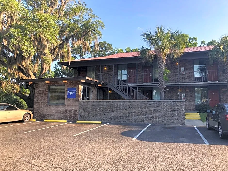 Rodeway Inn St. Helena - Beaufort South hotel hero