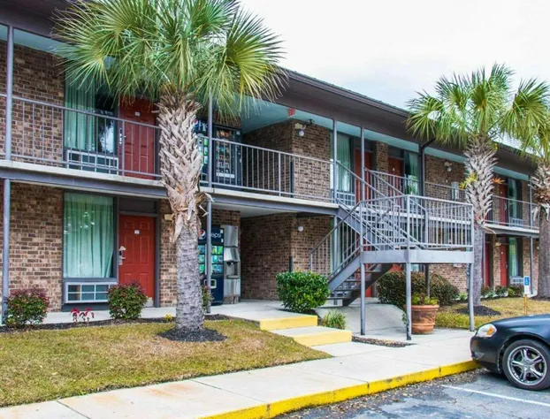 Rodeway Inn St. Helena – Beaufort South hotel detail image 1