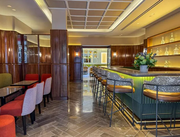 The Iroquois New York hotel detail image 4