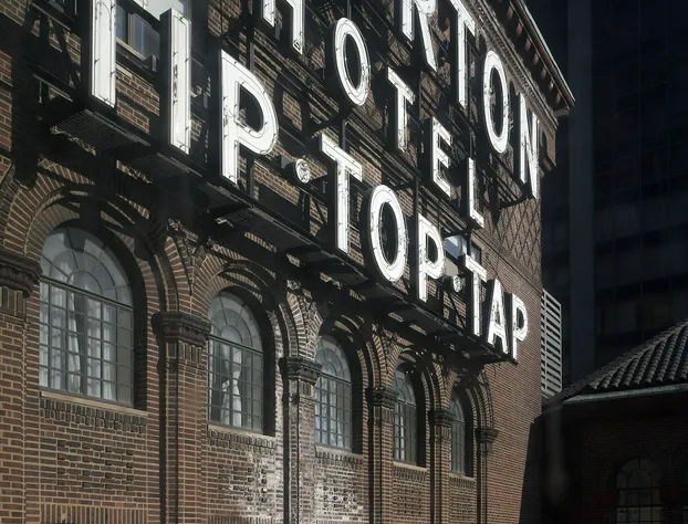 Warwick Allerton - Chicago hotel detail image 1