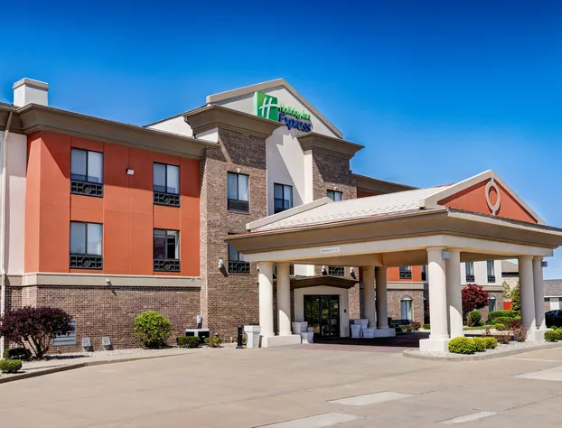 Holiday Inn Express & Suites Shelbyville Indianapolis by IHG hotel detail image 1