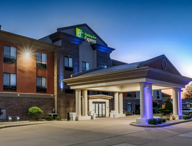 Holiday Inn Express & Suites Shelbyville Indianapolis by IHG hotel detail image 2
