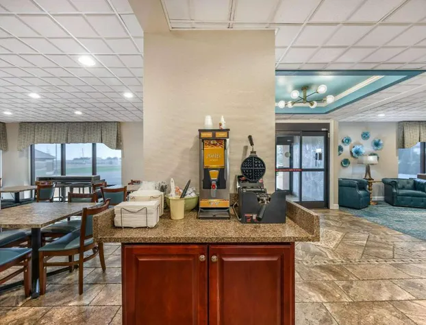 Quality Inn Paris hotel detail image 3