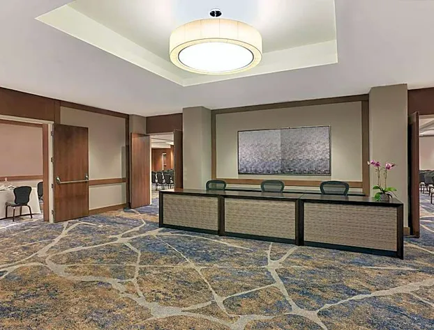 Hyatt Regency Newport Beach West hotel detail image 2